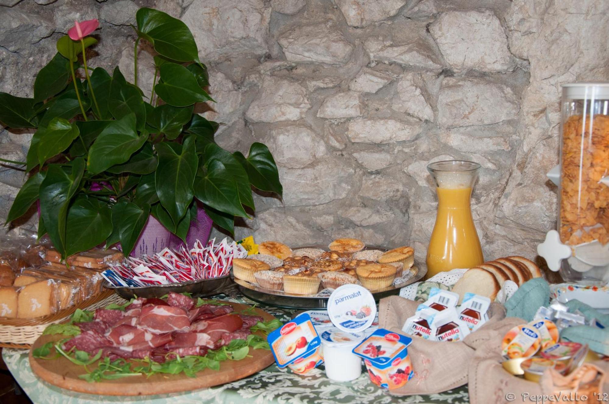 Locanda Dell'Arcangelo Rocca Massima Exterior photo