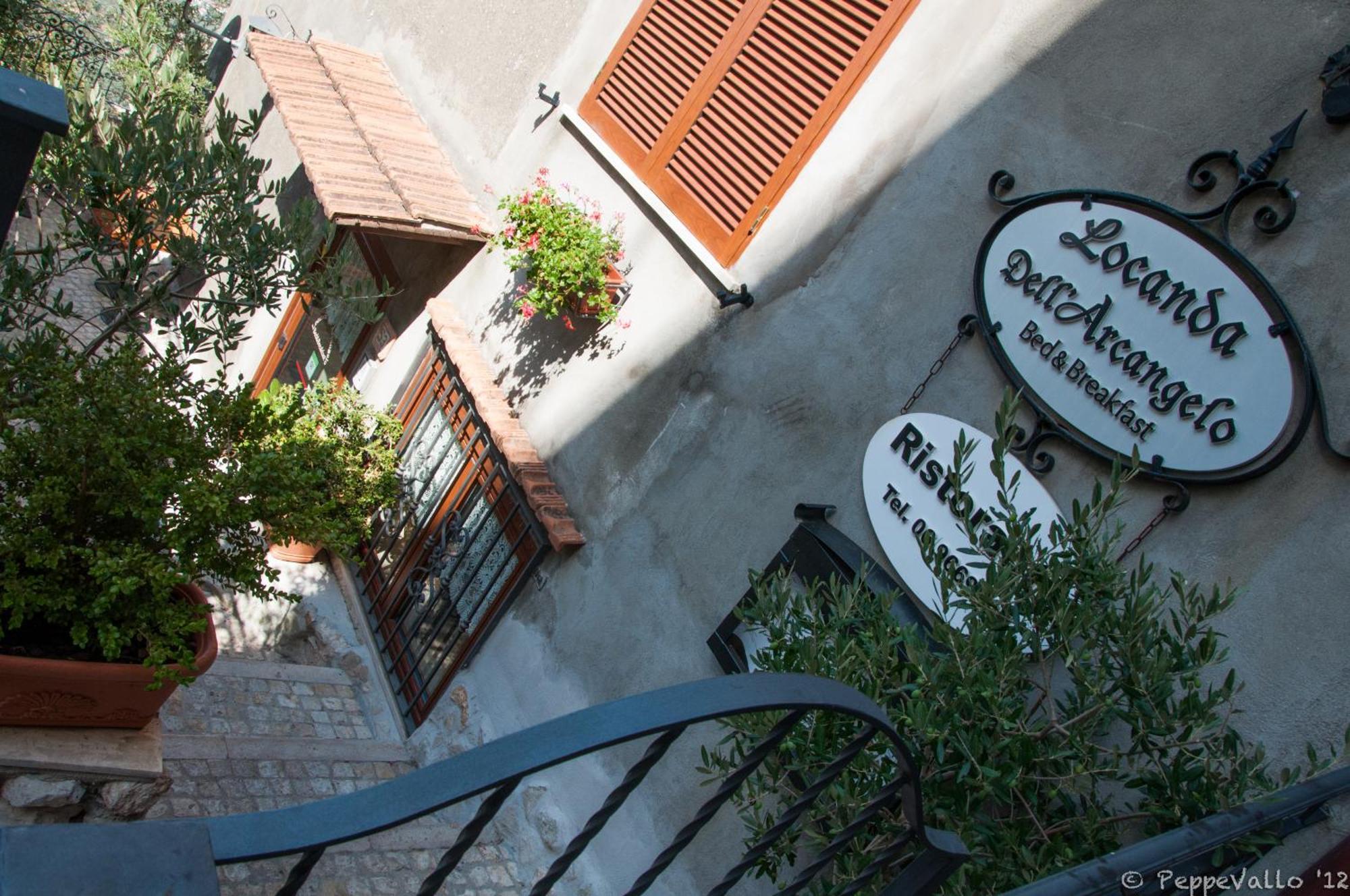 Locanda Dell'Arcangelo Rocca Massima Exterior photo